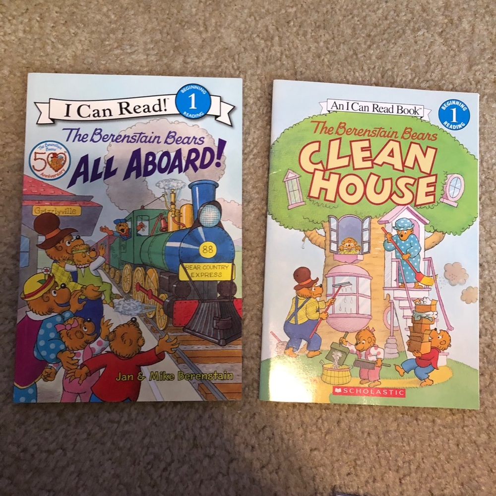 (2) The Berenstain Bears Books - Beginning Reading